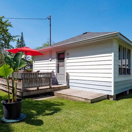 Bel Air Cottages And Motel Sauble Beach Εξωτερικό φωτογραφία