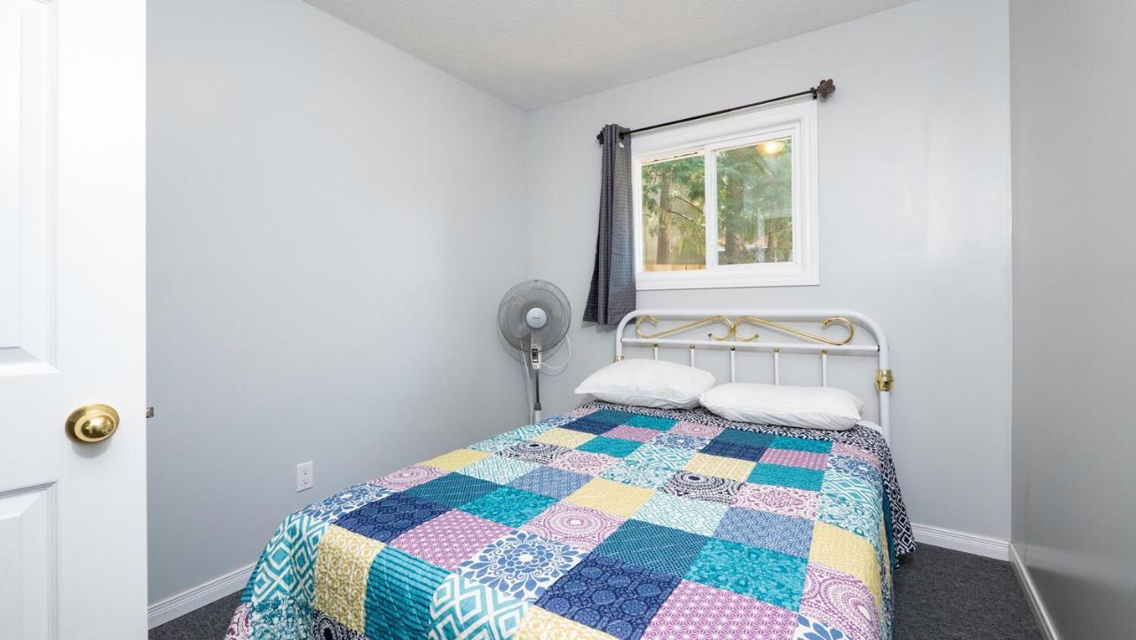 Bel Air Cottages And Motel Sauble Beach Εξωτερικό φωτογραφία