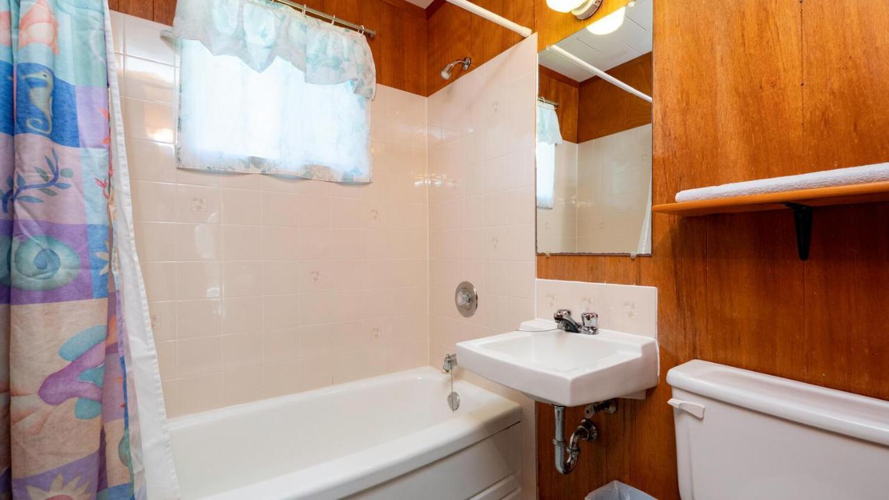 Bel Air Cottages And Motel Sauble Beach Εξωτερικό φωτογραφία